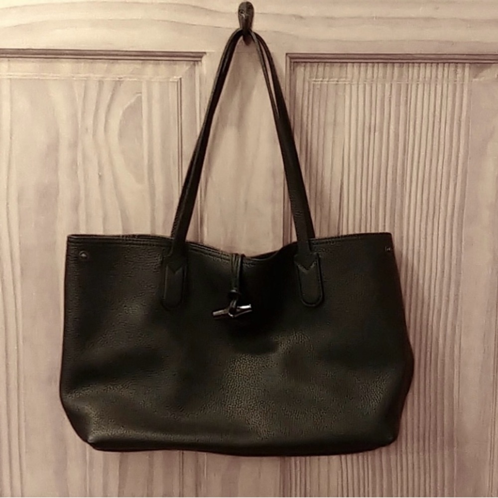 Longchamp Roseau Essential Black